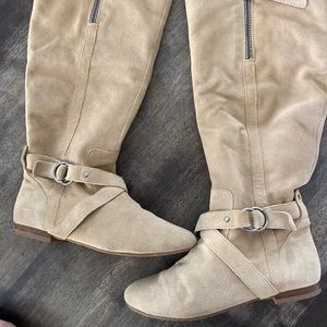 Guess womens boots Retail $140 Size 7.5